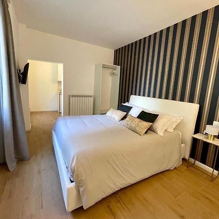 Hotel Baia Di Pare Valmadrera Zewnętrze zdjęcie
