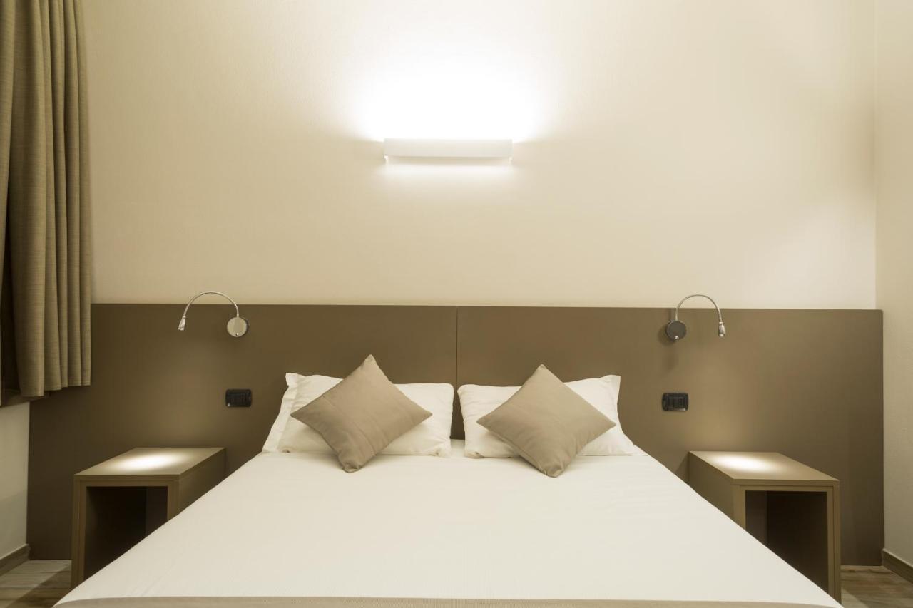 Hotel Baia Di Pare Valmadrera Zewnętrze zdjęcie
