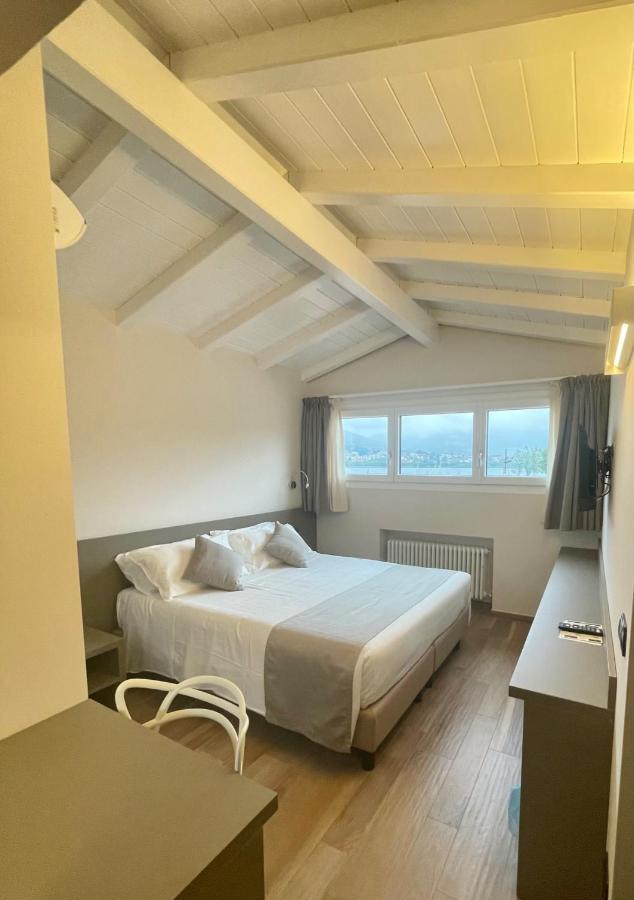Hotel Baia Di Pare Valmadrera Zewnętrze zdjęcie
