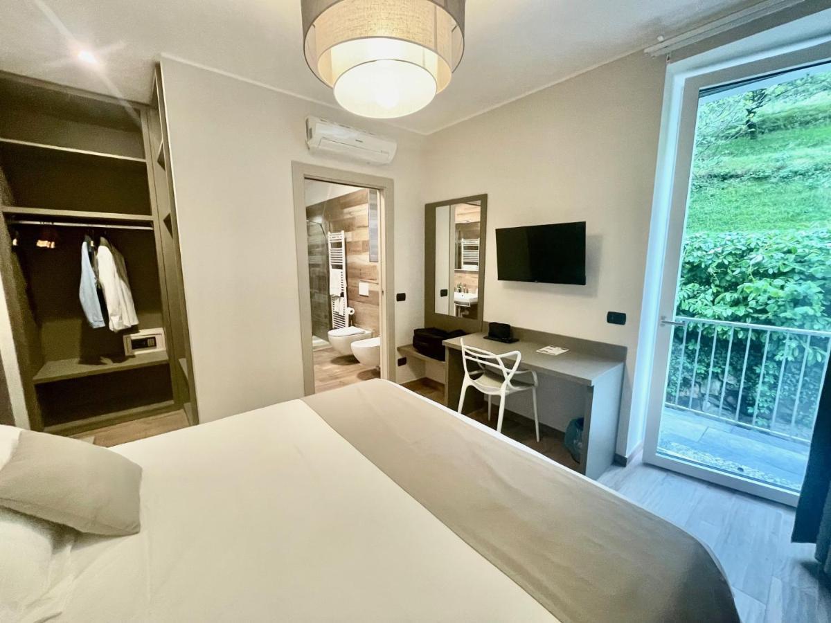 Hotel Baia Di Pare Valmadrera Zewnętrze zdjęcie