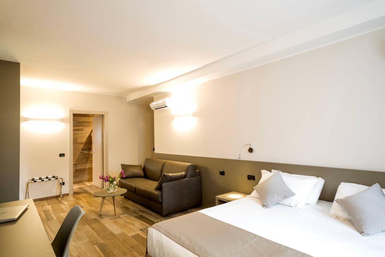 Hotel Baia Di Pare Valmadrera Zewnętrze zdjęcie